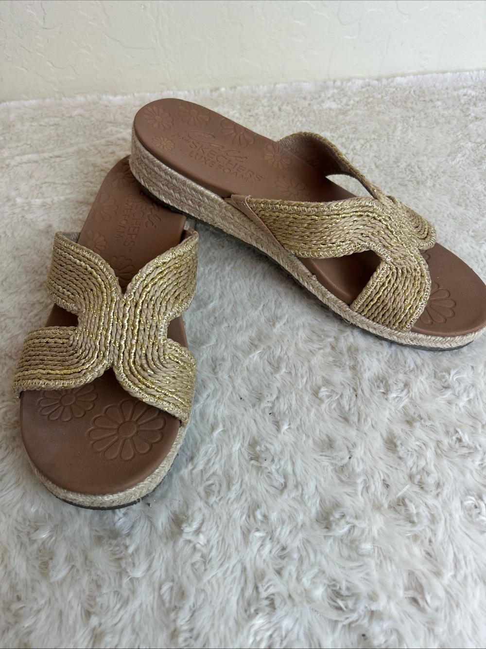 Skechers Luxe Foam Gold Wedge Cork Heeled Sandal Espadrilles Women's Size 11